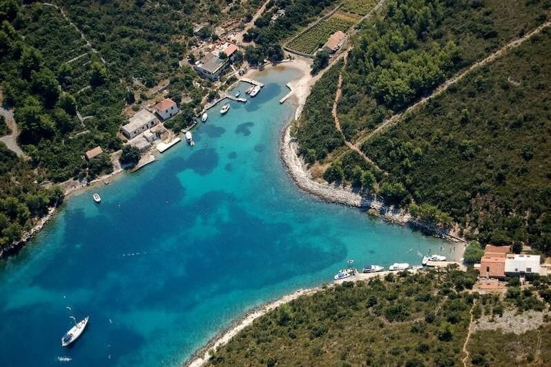 Island cove
